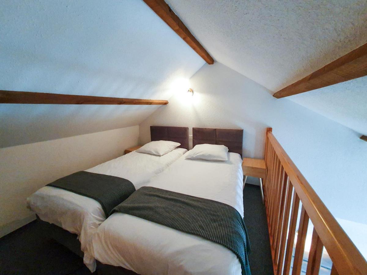 Hotel Les Tilleuls De Pareloup A Salles-Curan Ngoại thất bức ảnh